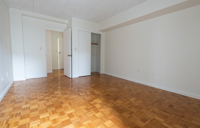 1 bed, 1 bath, 665 sqft, $2,300, Unit 20