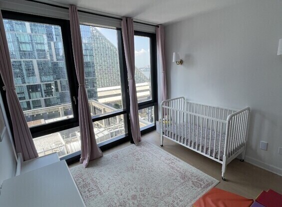 21 W AVE 2107