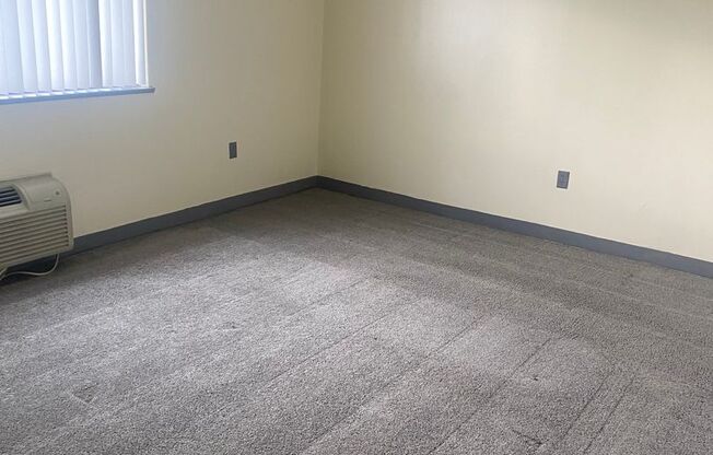 1 bed, 1 bath, 760 sqft, $1,025, Unit 129S