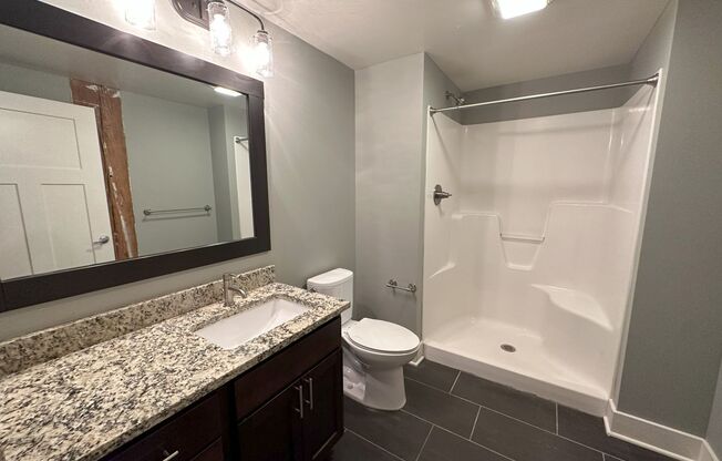 1 bed, 1 bath, 585 sqft, $1,650, Unit 225