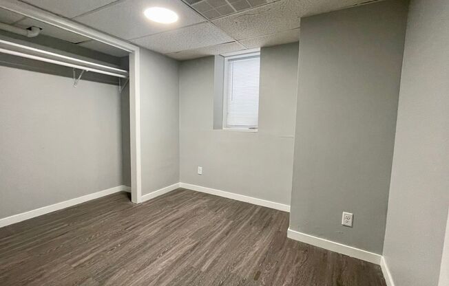 3 beds, 1 bath, 800 sqft, $925, Unit #1 (Basement)