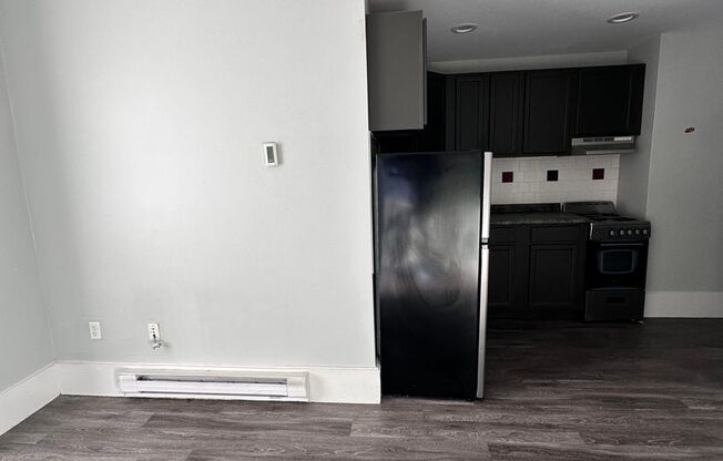 Studio, 1 bath, 215 sqft, $1,295, Unit 802