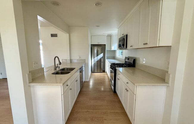 Lovely 3bd, 2ba Allied Garden Home with Many Modern Upgrades