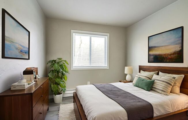 2 beds, 1 bath, 775 sqft, $999, Unit 1000 - D4