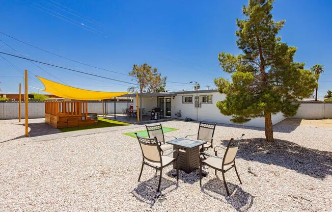 Move-In Ready 3-Bedroom Home in Prime Central Las Vegas