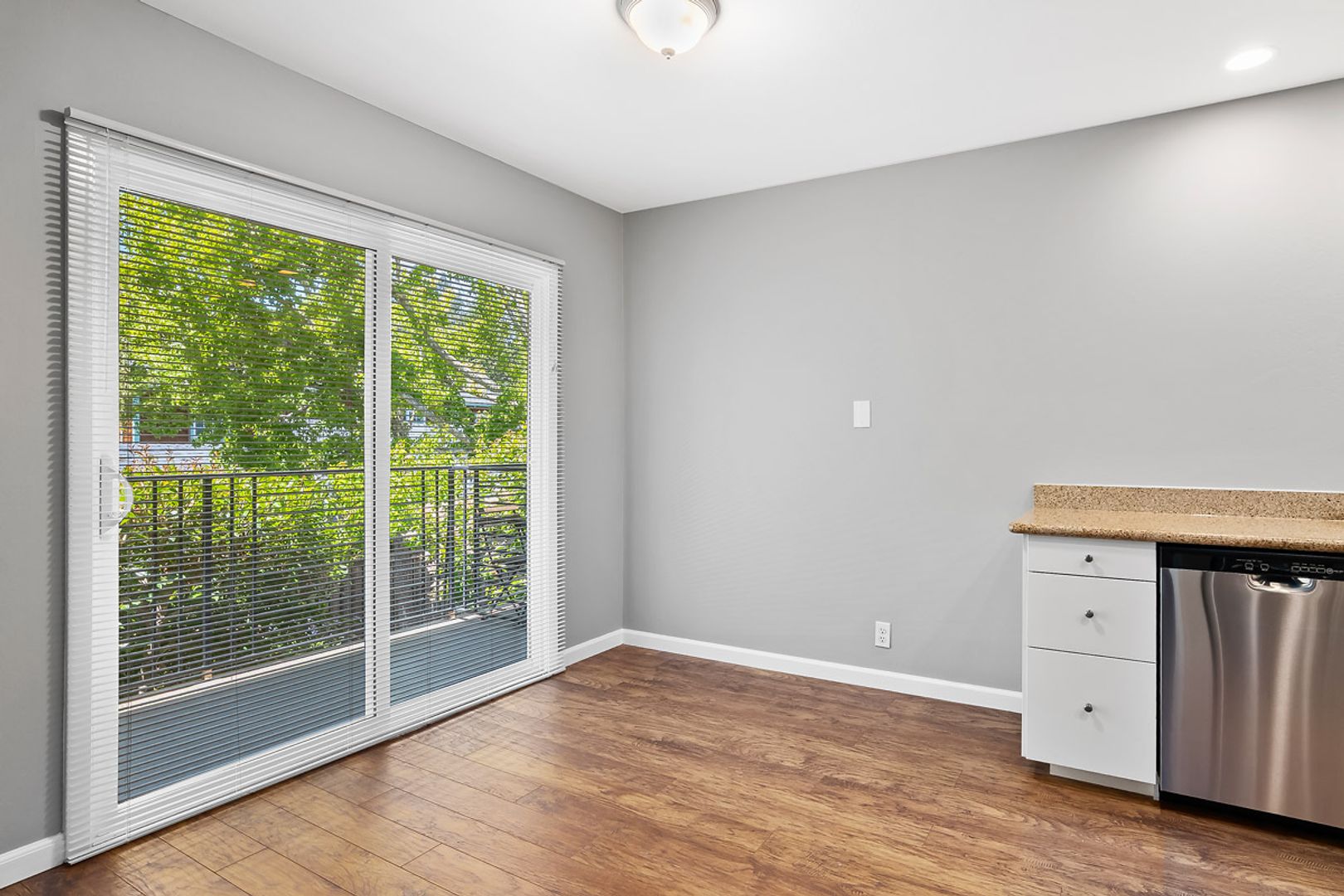 138 Tunstead
