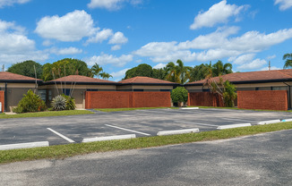 1755 Forest Hill Blvd West Palm Beach, FL 33406