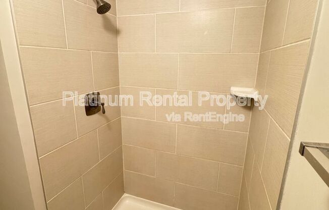 4 beds, 3 baths, 1,560 sqft, $2,300