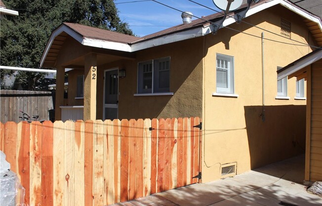 52 N SAN MARINO AVE