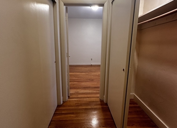1 bed, 1 bath, 500 sqft, $2,400, Unit 45