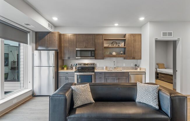 1 bed, 1 bath, 553 sqft, $1,550, Unit 303