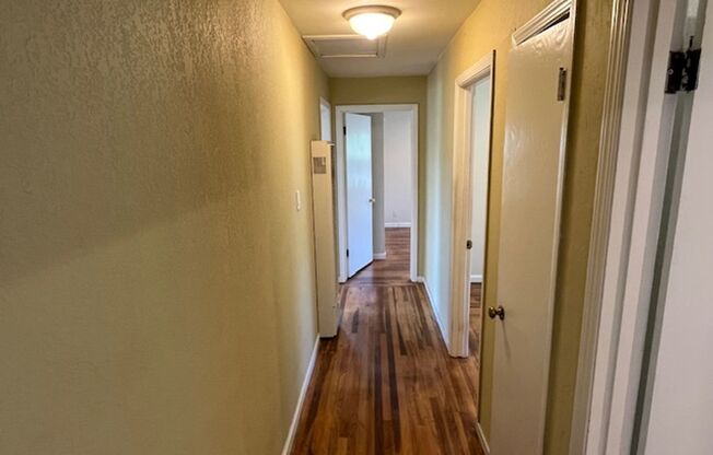 3 beds, 1 bath, $2,995