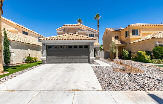 Great 3 bedroom home in South Shore!!