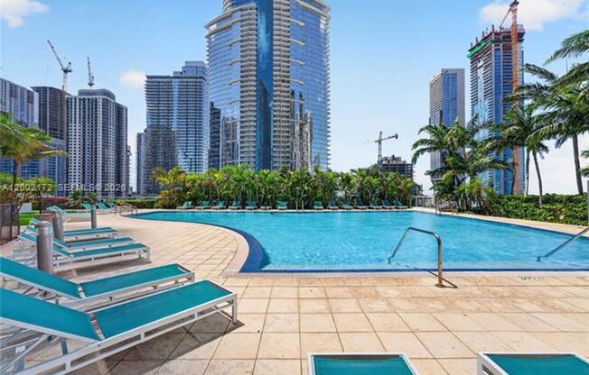 2 beds, 2 baths, 1,208 sqft, $5,490, Unit 888 Biscayne Blvd # 2404