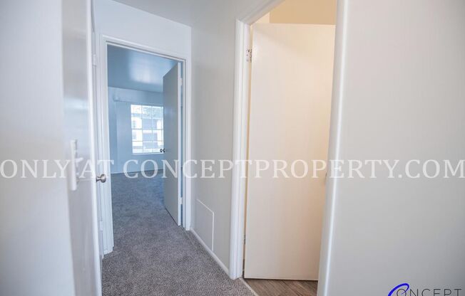 2 beds, 1.5 baths, 1,040 sqft, $1,299, Unit 03