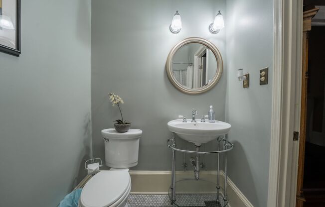 3 beds, 2 baths, $3,500
