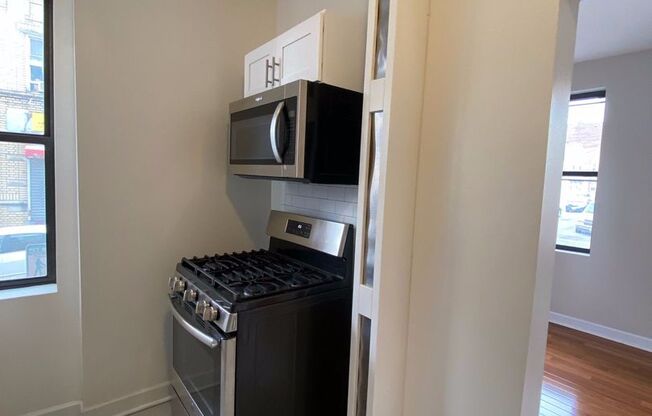 1 bed, 1 bath, $1,750, Unit 01