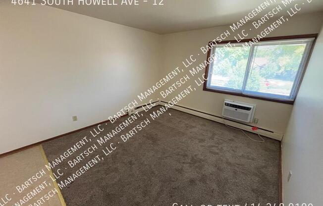 4641 S HOWELL AVE