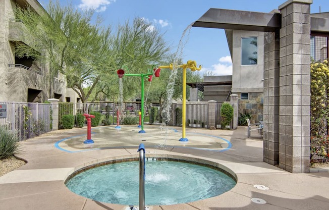 Aspire Pinacle Peak - hot tub