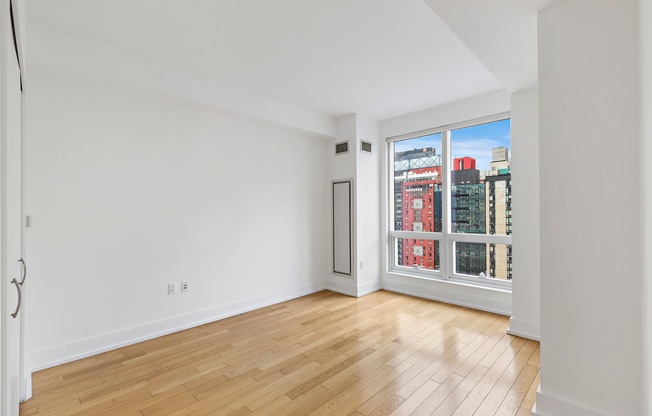 2 beds, 2 baths, 957 sqft, $6,800, Unit 27-L