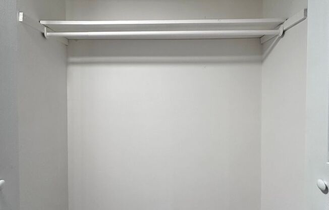 2 beds, 1 bath, 980 sqft, $1,493, Unit 155H