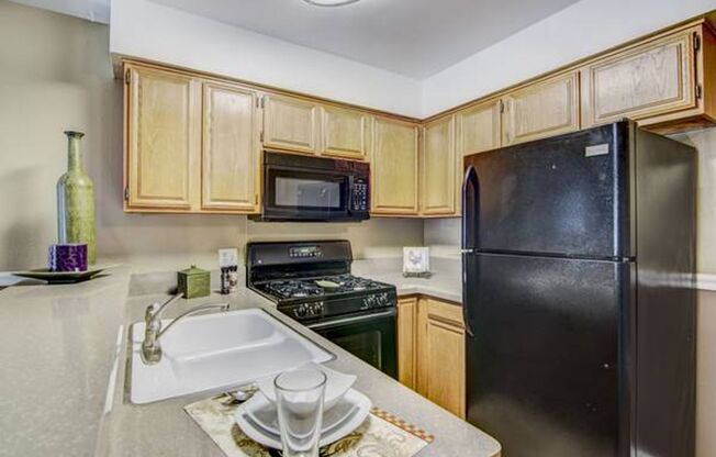 1 bed, 1 bath, 725 sqft, $1,375, Unit 141