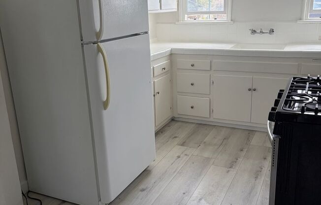1 bed, 1 bath, 650 sqft, $1,795, Unit 5920-6