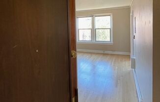 Studio, 1 bath, 500 sqft, $1,395, Unit 410