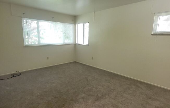Charming One Bedroom features an upgraded kitchen with modern appliances