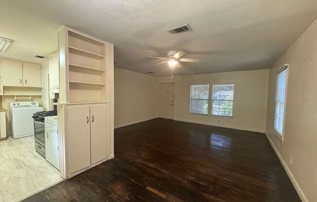 3 beds, 1 bath, $1,950