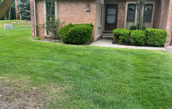 COMING SOON! Charming 3-Bed Home in West Bloomfield –Great schools & Community Pool Access!