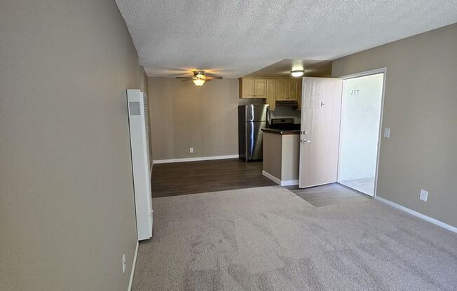 1 bed, 1 bath, 640 sqft, $1,995, Unit 658 - 157