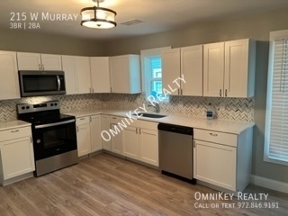 3 beds, 2 baths, 1,218 sqft, $1,400