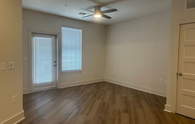 1 bed, 1 bath, 796 sqft, $1,925, Unit 119-A5