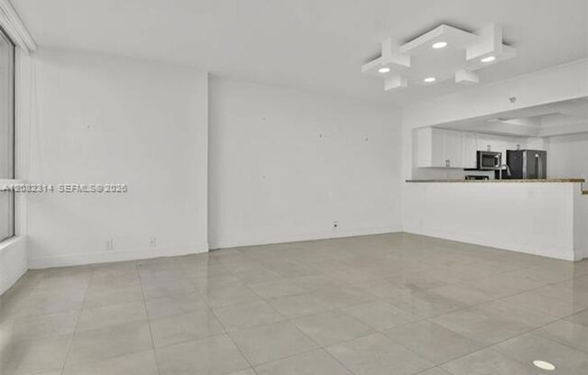 2 beds, 2 baths, $4,500, Unit # A 1007