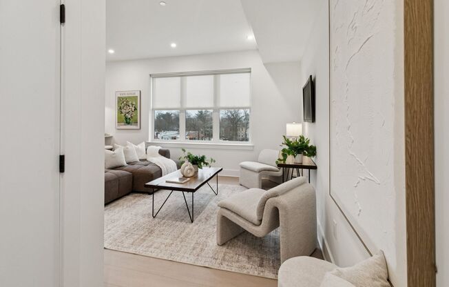 1 bed, 1 bath, 680 sqft, $1,673, Unit 305