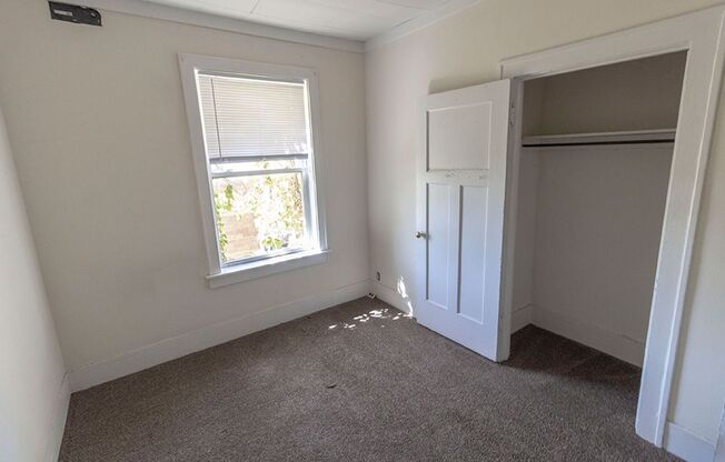 3 beds, 1 bath, $1,500