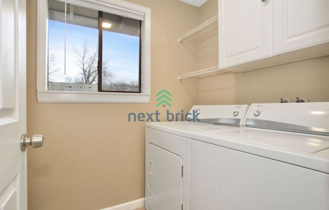 2 beds, 2.5 baths, $1,999, Unit UNIT G39