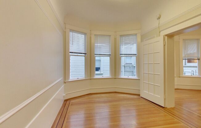 1560 Sacramento Street (1300r)