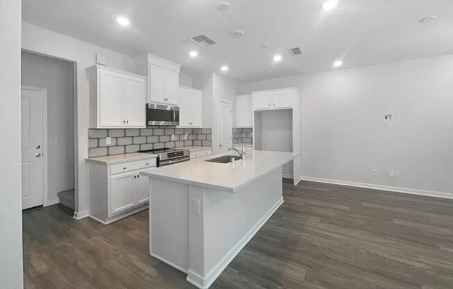 3 beds, 2.5 baths, $2,995, Unit # 65101