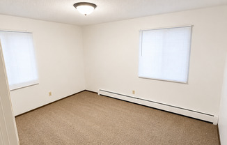 1 & 2 Bedroom Apartments | Greater Eastside Saint Paul | Pet Friendly | Move-In Specials | Section 8 Welcome