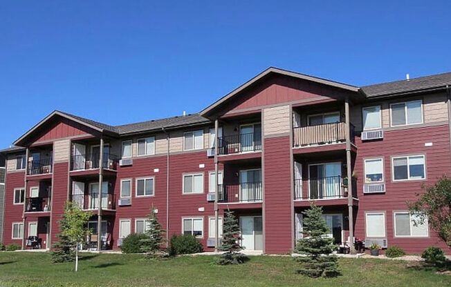 2 beds, 2 baths, $995, Unit Unit D