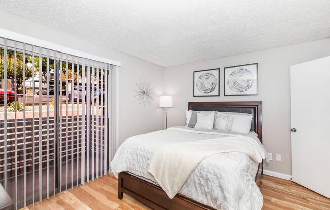 1 bed, 1 bath, 585 sqft, $960