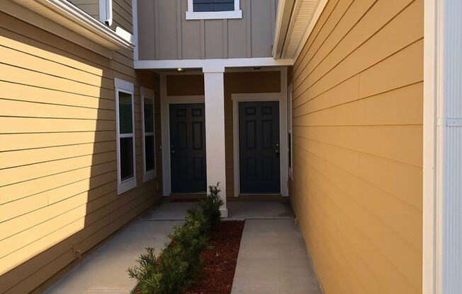 Palisades at Durbin Crossing Townhome for rent