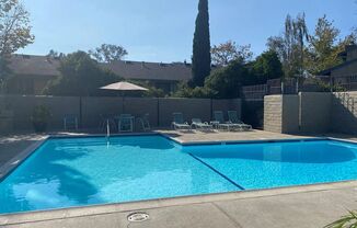 LOVELY LA JOLLA 2/2 WITH GARAGE, WHIMSICAL WALKING TRAILS, AMAZING AMENITIES, READY NOW !!!