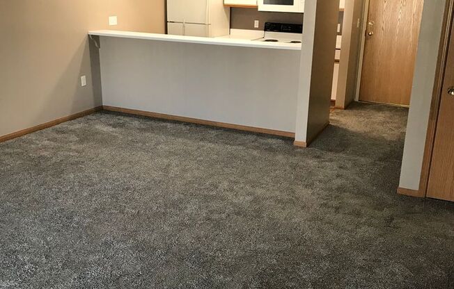 1 bed, 1 bath, 772 sqft, $1,039, Unit 3-105