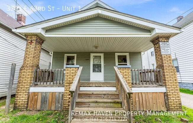 3703 E 63 ST