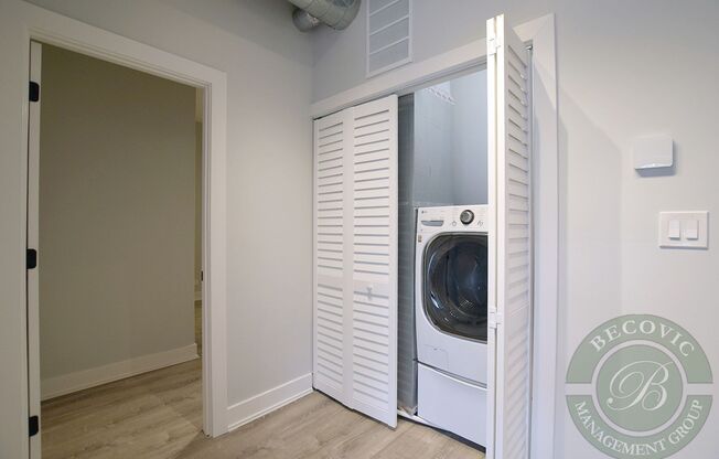 2 beds, 1 bath, 570 sqft, $2,350, Unit 102