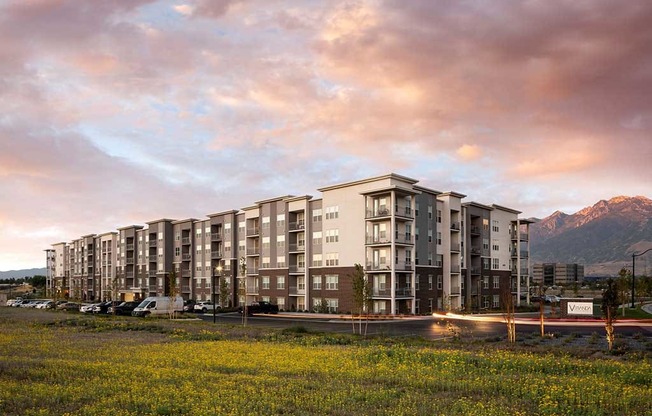 Elegant Exterior View at Veranda Apartments, Draper, UT