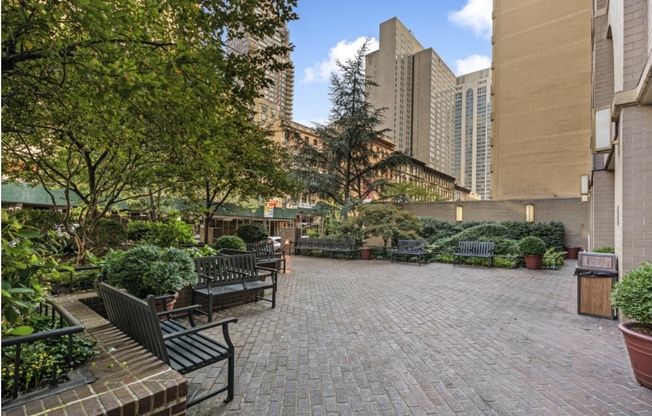 1292 1300 1 AVE